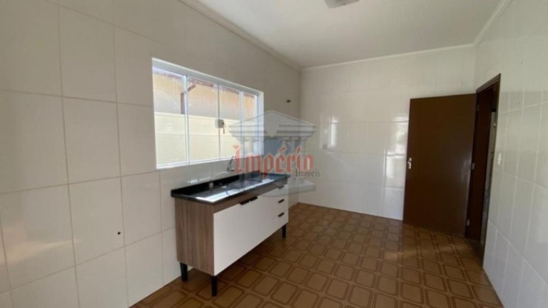 Imagem Casa com 3 Quartos à Venda, 141 m² em Vila Brasil - Pirassununga Imagem Casa com 3 Quartos à Venda, 141 m² em Vila Brasil - Pirassununga