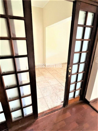 Imagem Casa com 3 Quartos à Venda, 331 m² em Morumbi - São Paulo Imagem Casa com 3 Quartos à Venda, 331 m² em Morumbi - São Paulo