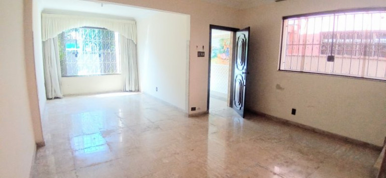Imagem Casa com 3 Quartos à Venda, 275 m² em Vila Belmiro - Santos Imagem Casa com 3 Quartos à Venda, 275 m² em Vila Belmiro - Santos