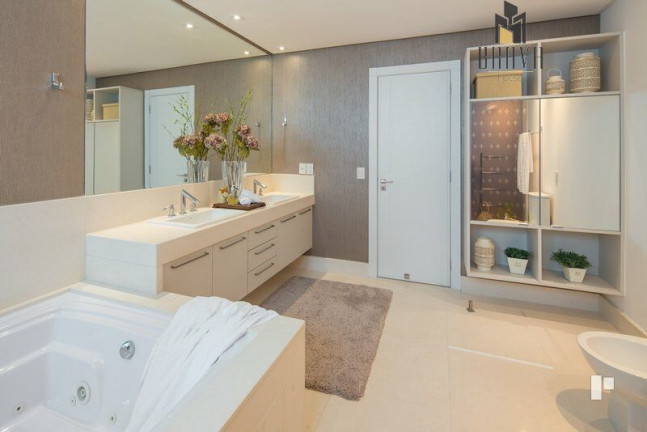 Imagem Apartamento com 3 Quartos à Venda, 375 m² em Centro - Balneário Camboriú Imagem Apartamento com 3 Quartos à Venda, 375 m² em Centro - Balneário Camboriú