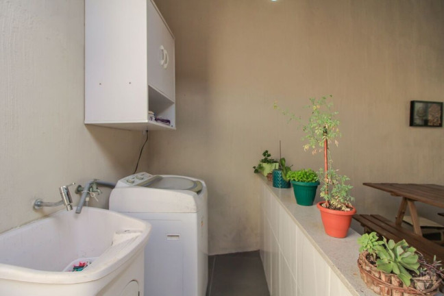 Imagem Imóvel com 2 Quartos à Venda, em Hípica - Porto Alegre Imagem Imóvel com 2 Quartos à Venda, em Hípica - Porto Alegre