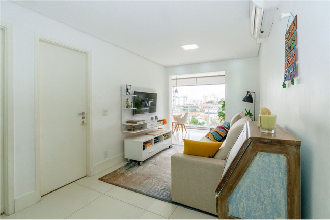 Imagem Imóvel com 1 Quarto à Venda,  em Vila Alexandria - São Paulo
