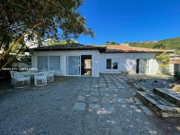 Imagem Casa com 5 Quartos à Venda, 450 m² em João Fernandes - Armação Dos Búzios Imagem Casa com 5 Quartos à Venda, 450 m² em João Fernandes - Armação Dos Búzios