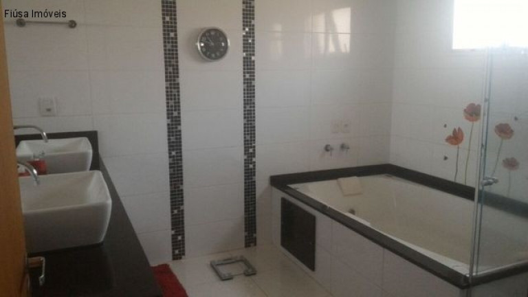 Imagem Casa com 5 Quartos à Venda, em Recreio Das Acácias - Ribeirão Preto Imagem Casa com 5 Quartos à Venda, em Recreio Das Acácias - Ribeirão Preto