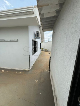 Casa com 3 Quartos à Venda, 244 m² em Centro - Araraquara