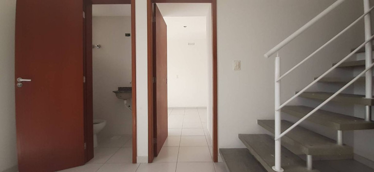 Imagem Apartamento com 3 Quartos à Venda, 99 m² em Capoeiras - Florianópolis