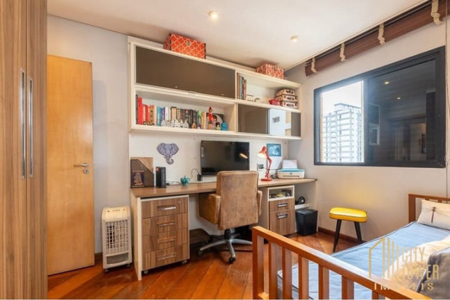 Imagem Apartamento com 4 Quartos à Venda, 141 m² em Moema - São Paulo Imagem Apartamento com 4 Quartos à Venda, 141 m² em Moema - São Paulo