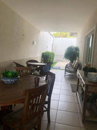 Imagem Casa com 3 Quartos à Venda, 277 m² em Sapiranga - Fortaleza Imagem Casa com 3 Quartos à Venda, 277 m² em Sapiranga - Fortaleza