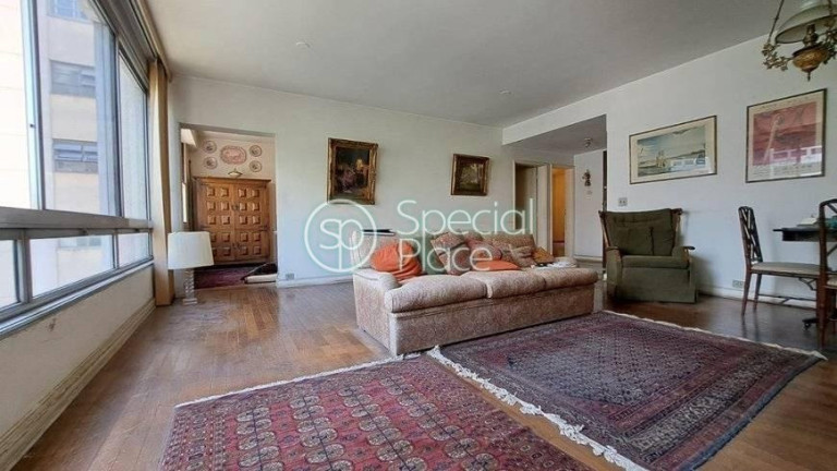Apartamento com 3 Quartos à Venda, 250 m² em Jardim América - São Paulo