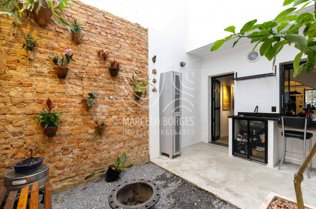 Imagem Casa com 2 Quartos à Venda, 129 m² em Vila Olímpia - São Paulo