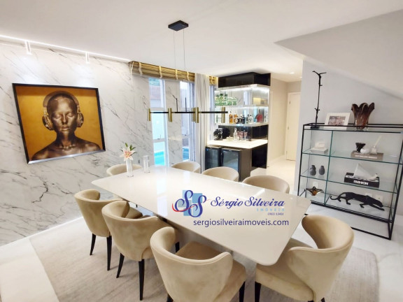 Imagem Casa com 3 Quartos à Venda, 330 m² em Sapiranga - Fortaleza