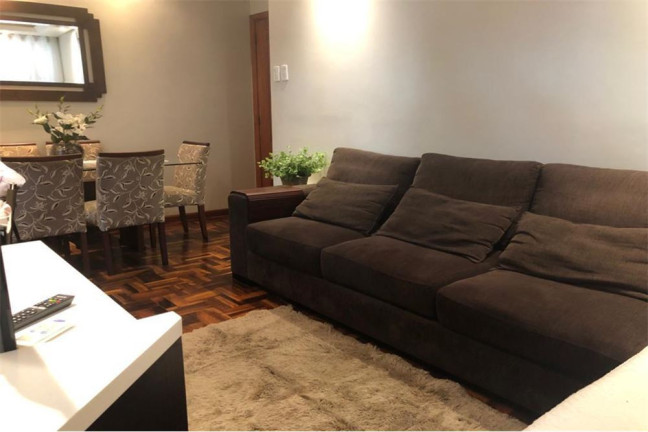 Imagem Imóvel com 1 Quarto à Venda,  em Petrópolis - Porto Alegre