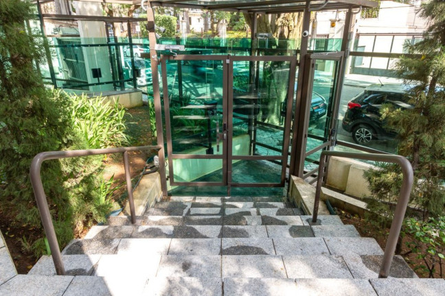 Imagem Imóvel com 4 Quartos à Venda, 243 m² em Moema - São Paulo Imagem Imóvel com 4 Quartos à Venda, 243 m² em Moema - São Paulo
