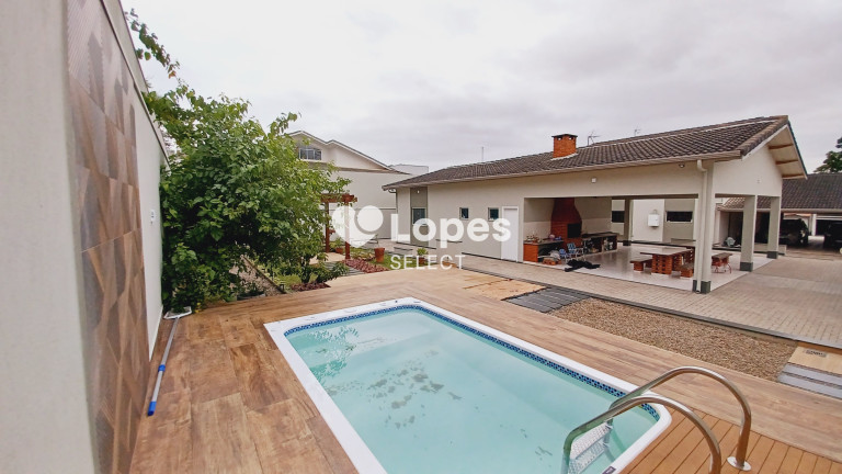 Imagem Imóvel com 4 Quartos à Venda,  em Jardim Santa Rosa - Itatiba