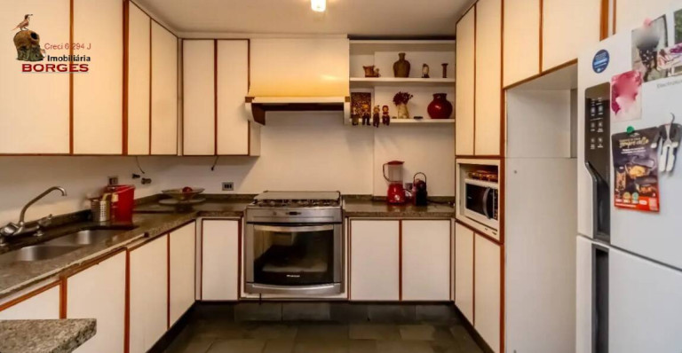 Imagem Casa com 4 Quartos à Venda, 310 m² em Moema - São Paulo Imagem Casa com 4 Quartos à Venda, 310 m² em Moema - São Paulo