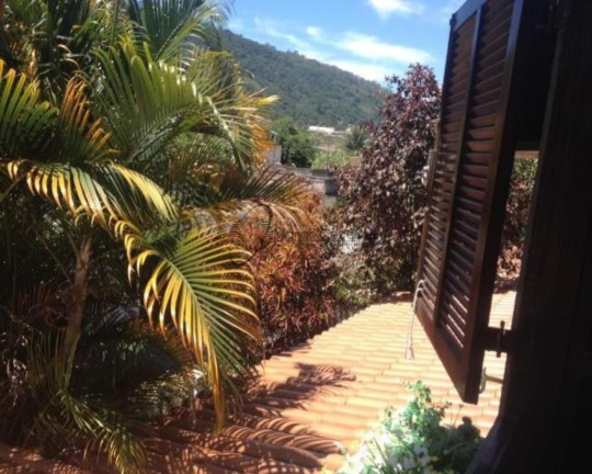 Imagem Casa com 4 Quartos à Venda, 180 m² em São Francisco - Niterói Imagem Casa com 4 Quartos à Venda, 180 m² em São Francisco - Niterói
