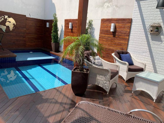 Imagem Sobrado com 3 Quartos à Venda, 280 m² em São João - Itajaí Imagem Sobrado com 3 Quartos à Venda, 280 m² em São João - Itajaí