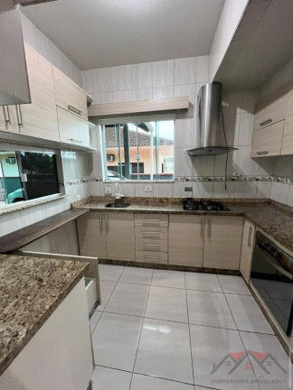 Imagem Casa com 3 Quartos à Venda, 469 m² em São Marcos - Joinville
