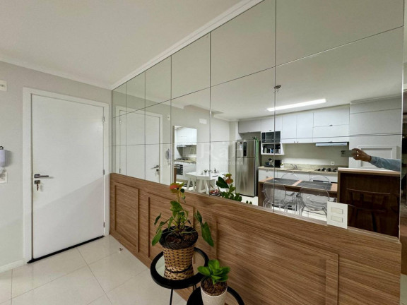 Imagem Apartamento com 2 Quartos à Venda, 62 m² em Balneário Camboriú Imagem Apartamento com 2 Quartos à Venda, 62 m² em Balneário Camboriú