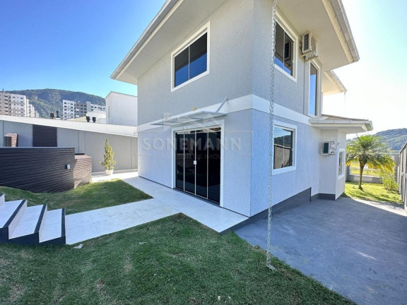 Imagem Casa com 3 Quartos à Venda, 206 m² em Cidade Universitária Pedra Branca - Palhoça