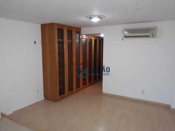 Imagem Casa com 2 Quartos à Venda, 110 m² em São Francisco - Niterói Imagem Casa com 2 Quartos à Venda, 110 m² em São Francisco - Niterói