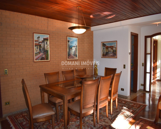 Imagem Imóvel com 4 Quartos à Venda, 170 m² em Região De Capivari - Campos Do Jordão Imagem Imóvel com 4 Quartos à Venda, 170 m² em Região De Capivari - Campos Do Jordão