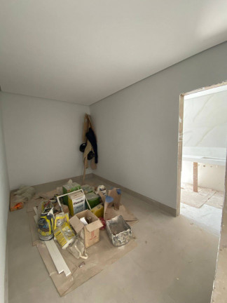 Imagem Casa com 5 Quartos à Venda, 453 m² em Jardim Itália - Cuiabá Imagem Casa com 5 Quartos à Venda, 453 m² em Jardim Itália - Cuiabá