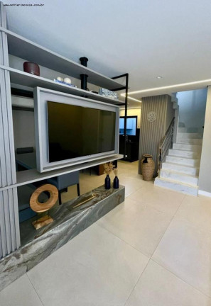 Imagem Casa com 3 Quartos à Venda, 140 m² em água Verde - Curitiba