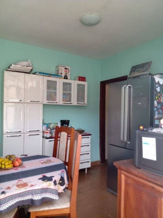 Imagem Casa com 3 Quartos à Venda, 134 m² em Vila Nossa Senhora Das Graças - Taubaté Imagem Casa com 3 Quartos à Venda, 134 m² em Vila Nossa Senhora Das Graças - Taubaté