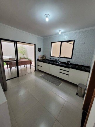 Imagem Casa com 3 Quartos à Venda, 135 m² em Jardim Maristela - Atibaia