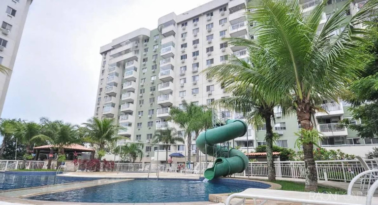 Imagem Apartamento com 2 Quartos à Venda, 65 m² em Camorim