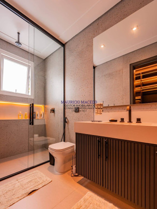 Imagem Casa com 6 Quartos à Venda, 1.260 m² em Alphaville - Santana De Parnaíba Imagem Casa com 6 Quartos à Venda, 1.260 m² em Alphaville - Santana De Parnaíba