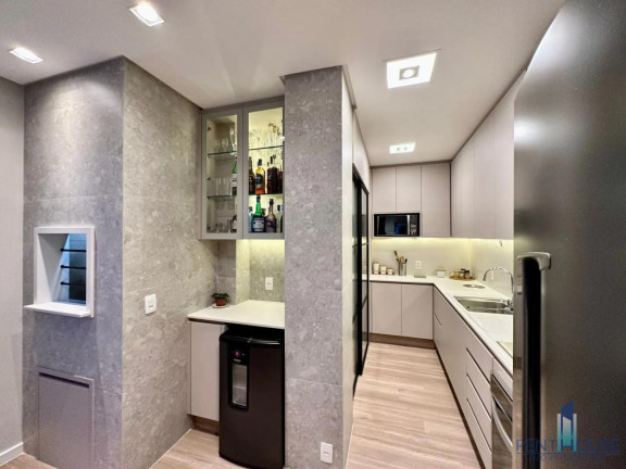 Imagem Cobertura com 4 Quartos à Venda, 240 m² em Centro - Balneário Camboriú