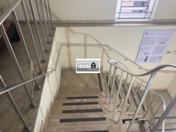 Imagem Sobrado com 12 Quartos à Venda, 500 m² em Tijuca - Rio De Janeiro