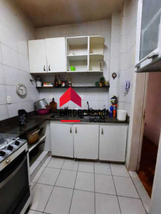 Imagem Apartamento com 2 Quartos à Venda, 80 m² em Copacabana - Rio De Janeiro