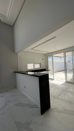 Imagem Casa com 3 Quartos à Venda, 150 m² em Centro - Barra Dos Coqueiros Imagem Casa com 3 Quartos à Venda, 150 m² em Centro - Barra Dos Coqueiros
