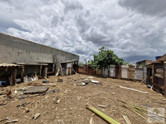 Terreno à Venda, 450 m² em Jardim Helvécia - Aparecida De Goiânia