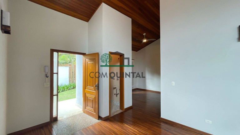 Imagem Casa com 3 Quartos à Venda, 239 m² em Fazendinha - Carapicuíba Imagem Casa com 3 Quartos à Venda, 239 m² em Fazendinha - Carapicuíba
