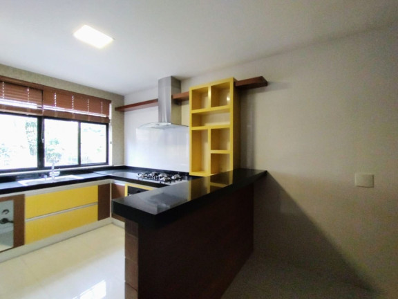 Imagem Imóvel com 3 Quartos à Venda, 153 m² em Alto - Teresópolis Imagem Imóvel com 3 Quartos à Venda, 153 m² em Alto - Teresópolis