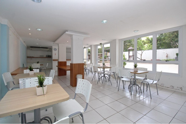Imagem Apartamento com 3 Quartos à Venda, 73 m² em Cristal - Porto Alegre Imagem Apartamento com 3 Quartos à Venda, 73 m² em Cristal - Porto Alegre