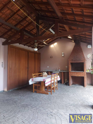 Imagem Casa com 3 Quartos à Venda,  em Jardim Siesta - Jacareí