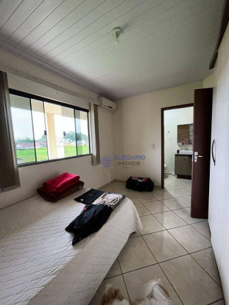 Imagem Sobrado com 4 Quartos à Venda, 150 m² em Centro - Penha Imagem Sobrado com 4 Quartos à Venda, 150 m² em Centro - Penha