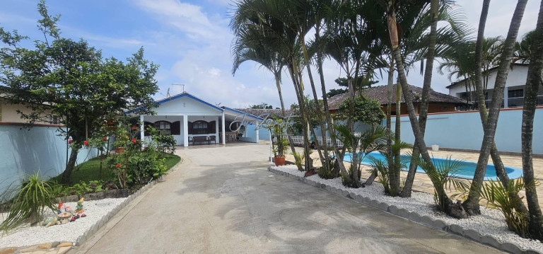 Imagem Casa com 3 Quartos à Venda, 490 m² em Brejatuba - Guaratuba