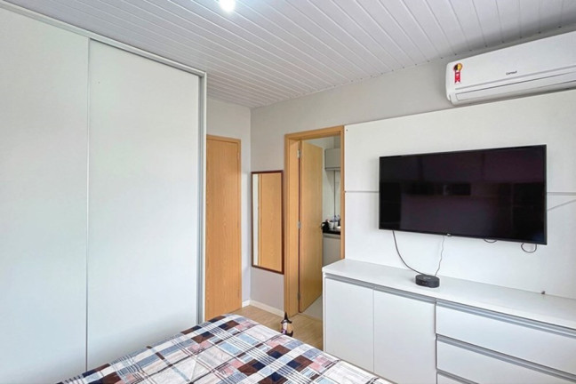 Casa com 3 Quartos à Venda, 144 m² em Hípica - Porto Alegre