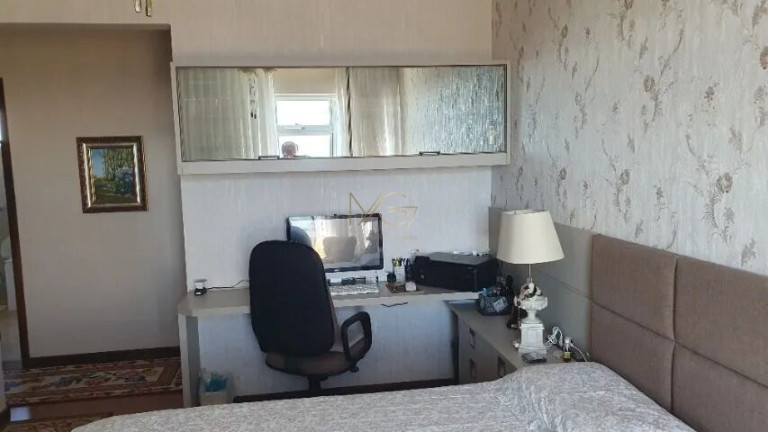 Imagem Apartamento com 4 Quartos à Venda, 250 m² em Bigorrilho - Curitiba