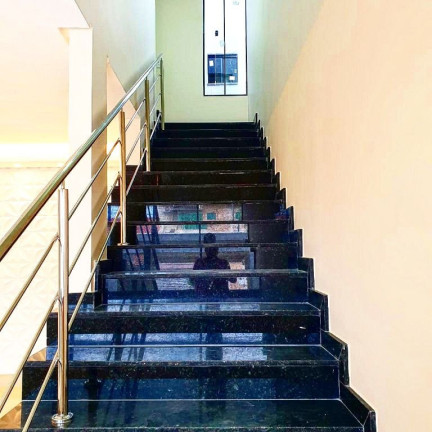 Imagem Sobrado com 4 Quartos à Venda, 215 m² em Jardim Planalto - Goiânia