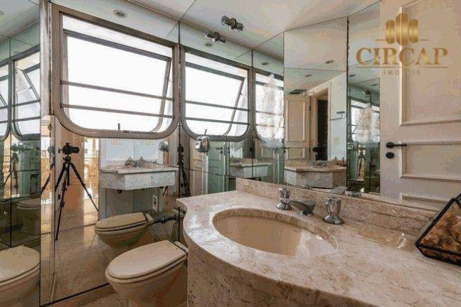 Imagem Cobertura com 3 Quartos à Venda, 403 m² em Moema - São Paulo