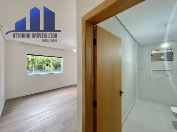 Imagem Casa com 4 Quartos à Venda, 400 m² em Golf Gardens - Carapicuíba Imagem Casa com 4 Quartos à Venda, 400 m² em Golf Gardens - Carapicuíba