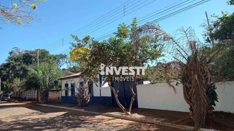 Imagem Chácara com 2 Quartos à Venda, 8.250 m² em Centro - Hidrolândia Imagem Chácara com 2 Quartos à Venda, 8.250 m² em Centro - Hidrolândia