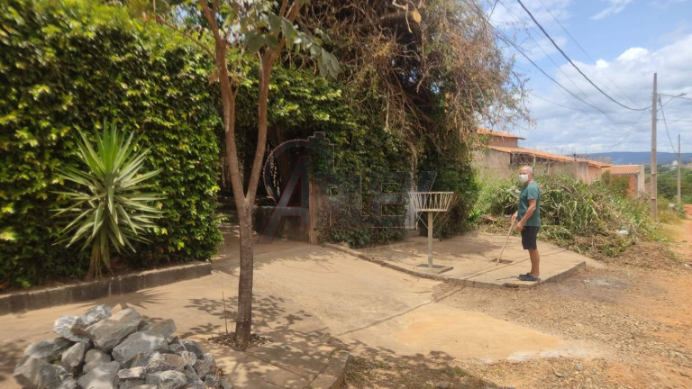 Imagem Casa com 3 Quartos à Venda, em Interlagos - Montes Claros Imagem Casa com 3 Quartos à Venda, em Interlagos - Montes Claros